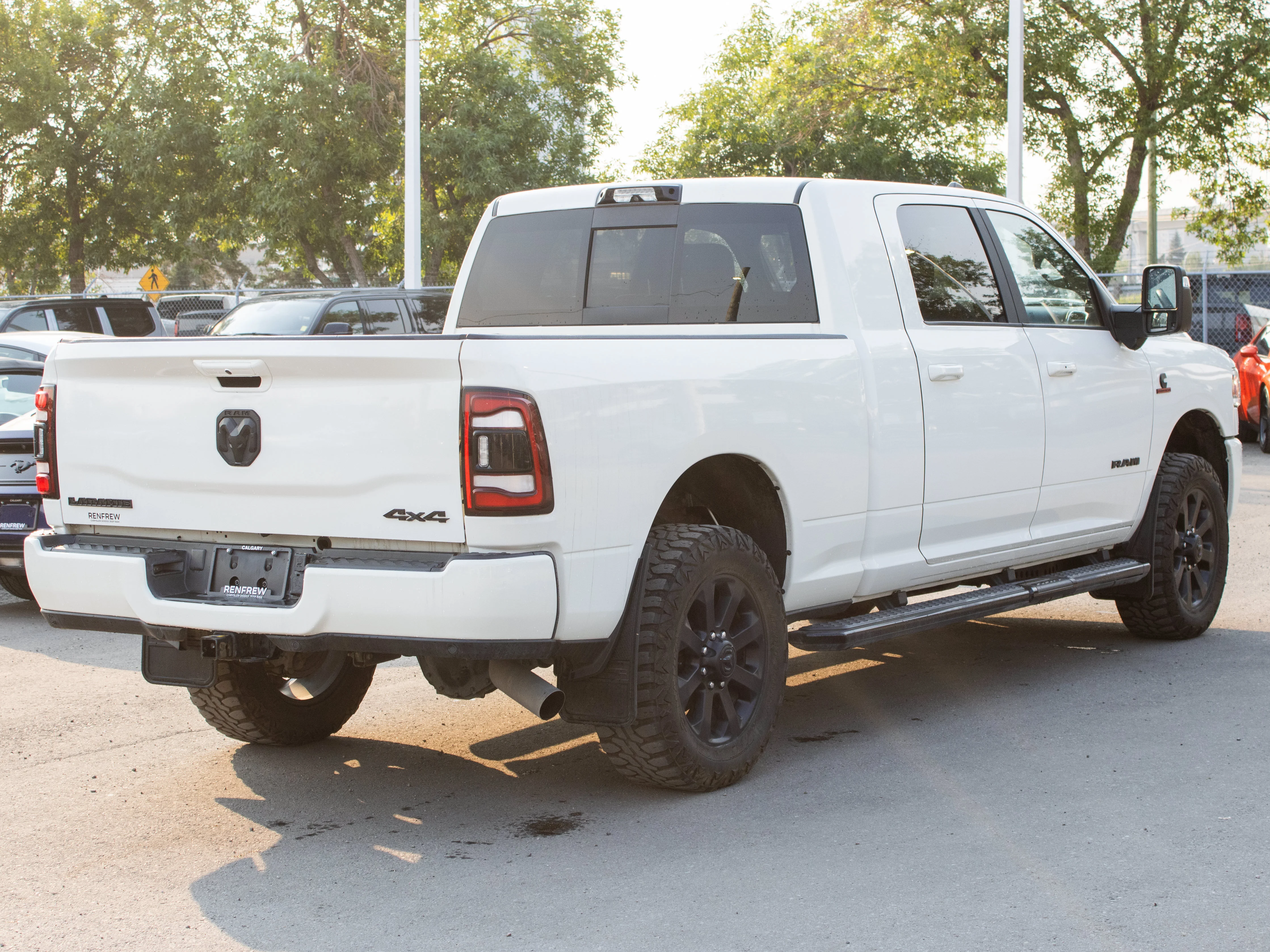 Certified Used 2024 White RAM Laramie * Cummins | Night Edition 6Passenger | Towing Tech | 5th Wheel | Heated Seats image 14