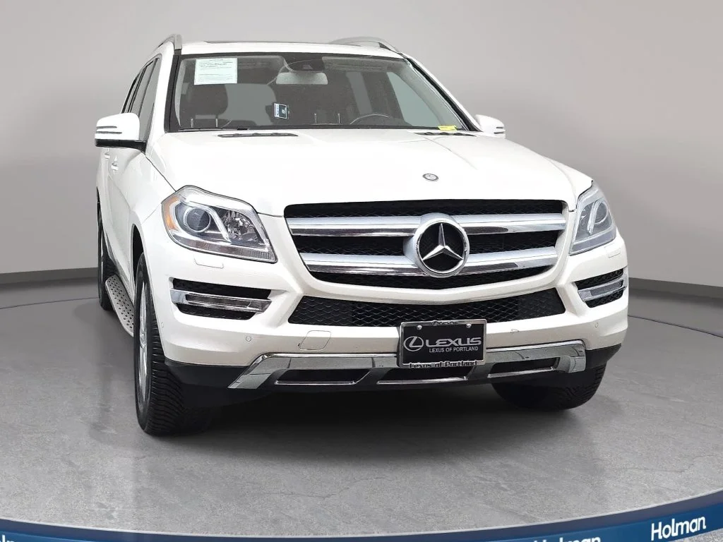 Used 2014  Mercedes-Benz GL 450 image 3
