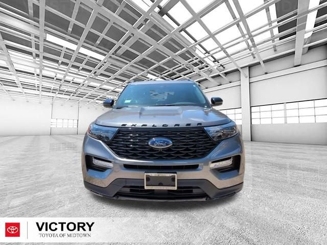 Used 2023 Gray Ford ST-Line image 10