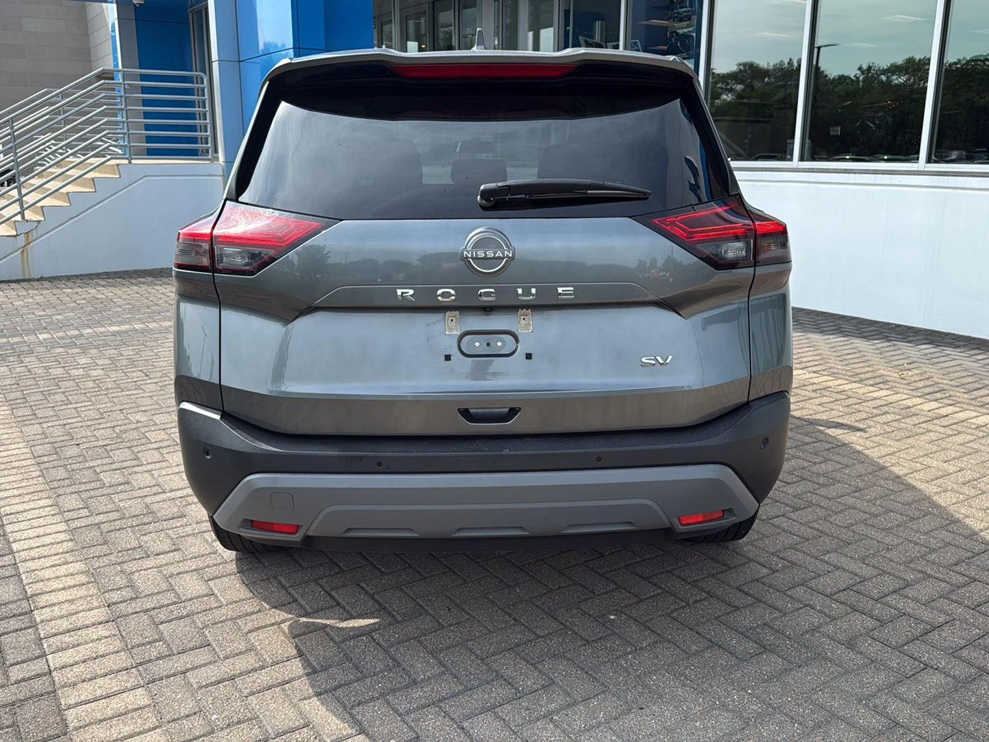 Used 2023 Gun Metallic Nissan SV image 4