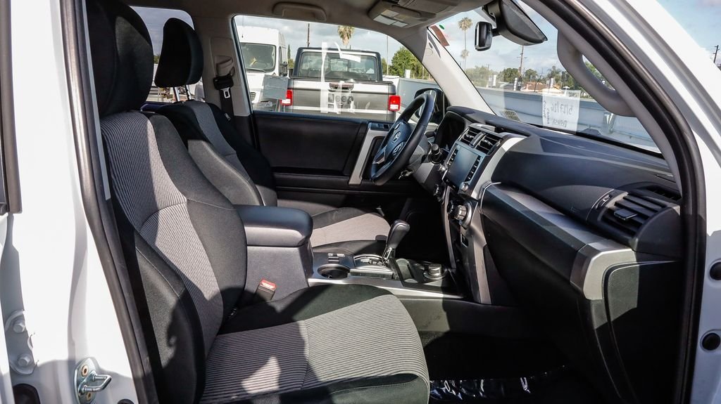 Used 2024 Ice Toyota SR5 image 20