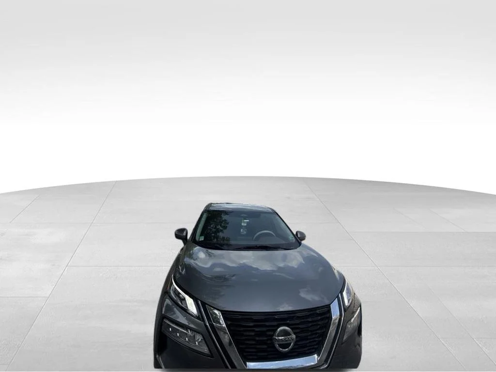 Used 2021 Gray Nissan SV image 10