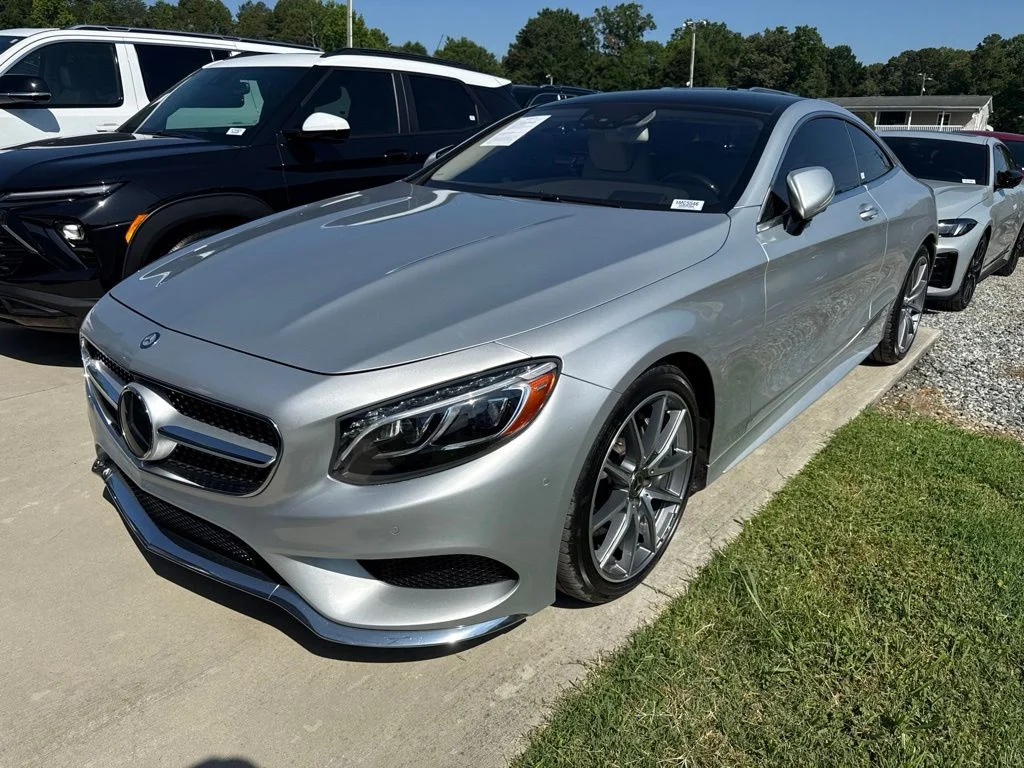 Used 2015  Mercedes-Benz S 550 image 1