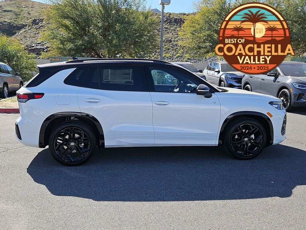 New 2026 White/off-white Volkswagen 2.0T SE R-Line Black image 2