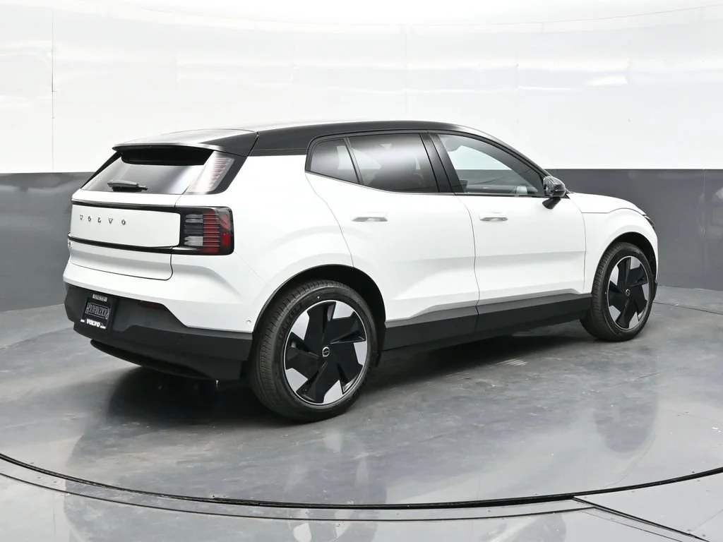 New 2026 White Volvo Twin Motor Performance Ultra image 7