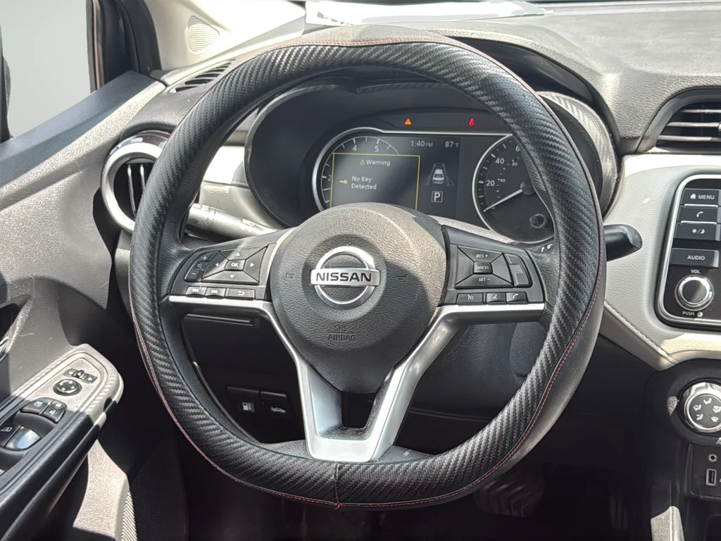 Used 2021 Black Nissan 1.6 SV image 19