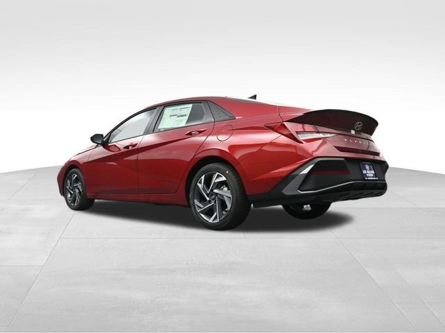 Certified Used 2025 Red Hyundai SEL Sport image 34