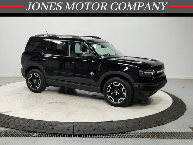 Used 2021 Black Ford Outer Banks image 1