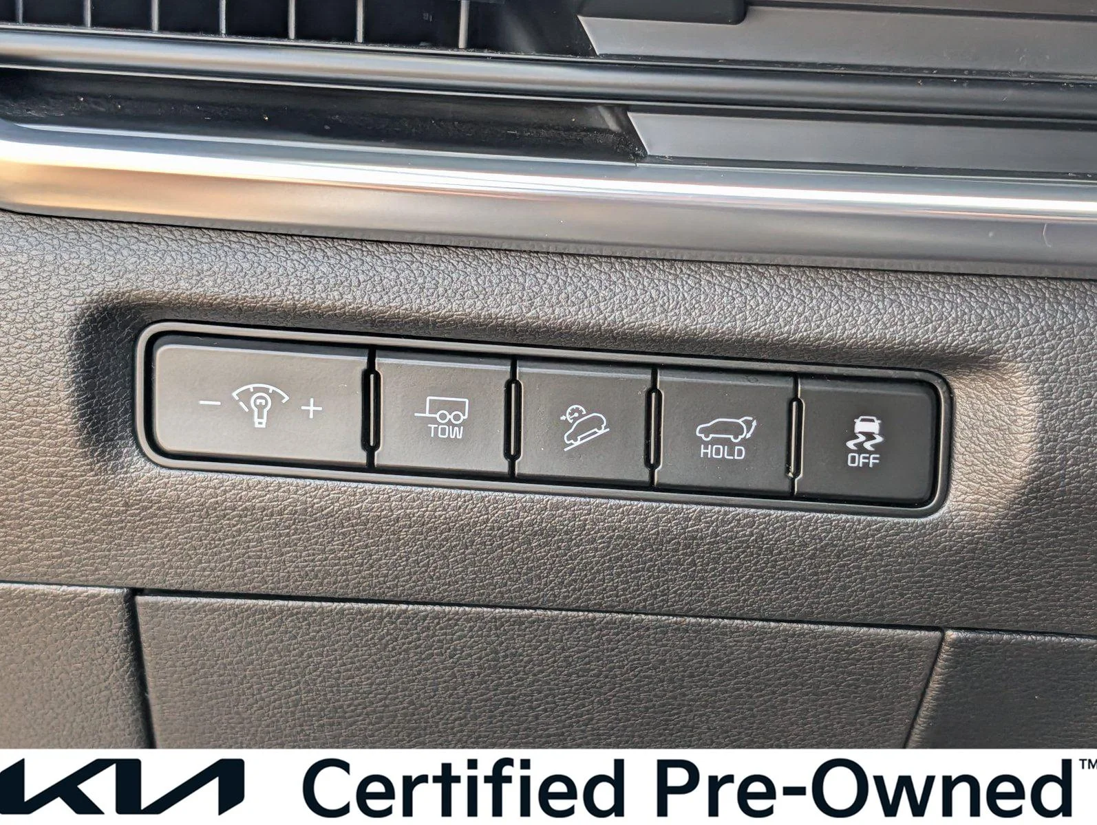 Used 2024 Wolf Gray Kia SX X-Line image 29