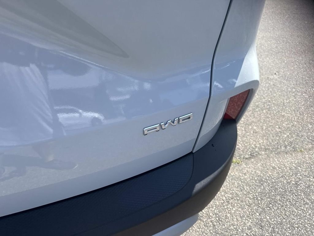 Used 2025 Silver Ford Active image 6