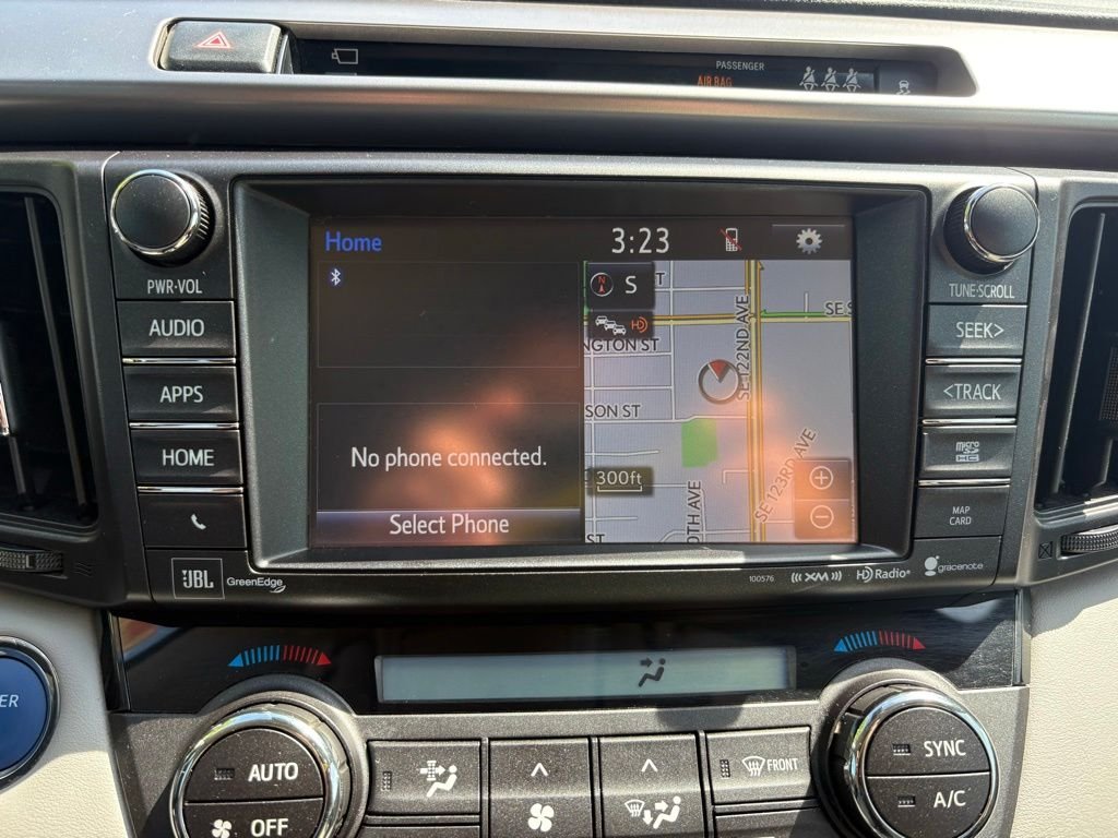 Used 2018 Pearl Toyota Limited image 19