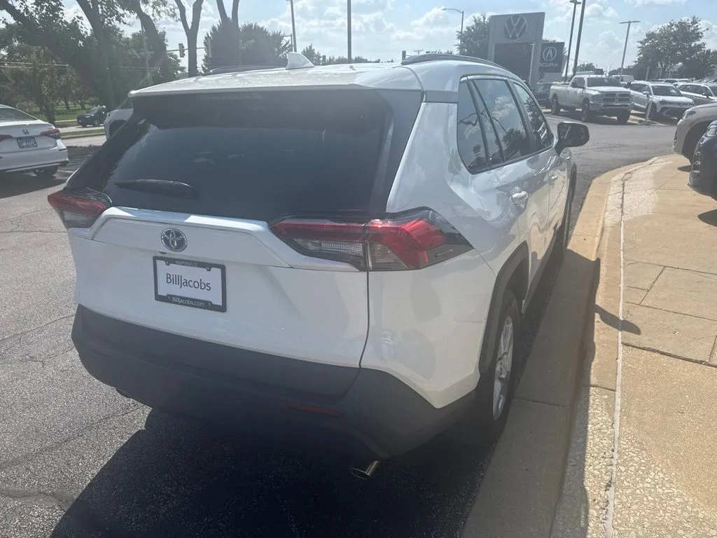 Used 2021 Super White Toyota LE image 6
