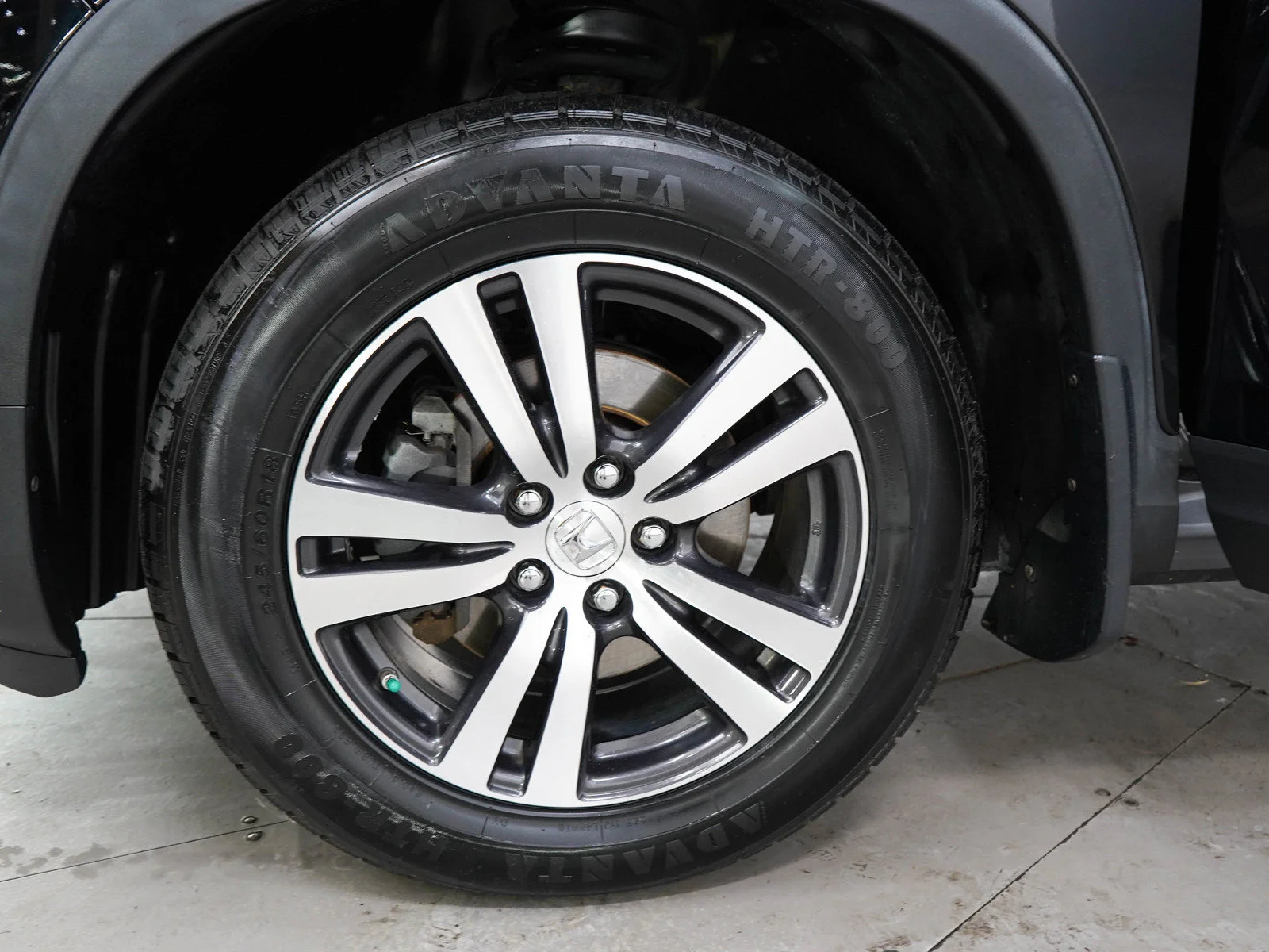 Used 2017  Honda ex image 29