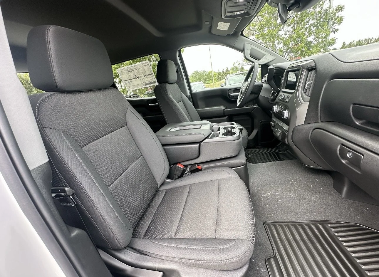 New 2026 Summit White GMC Pro image 17