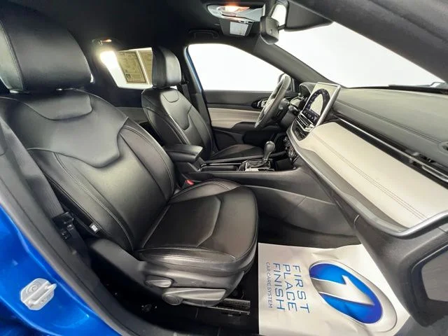 Used 2025 Blue Jeep Limited image 35