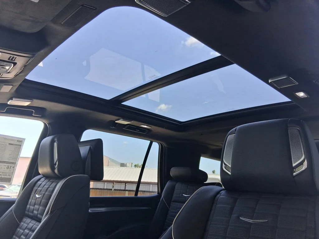 2026 Cadillac Escalade Platinum Sport - Photo 21