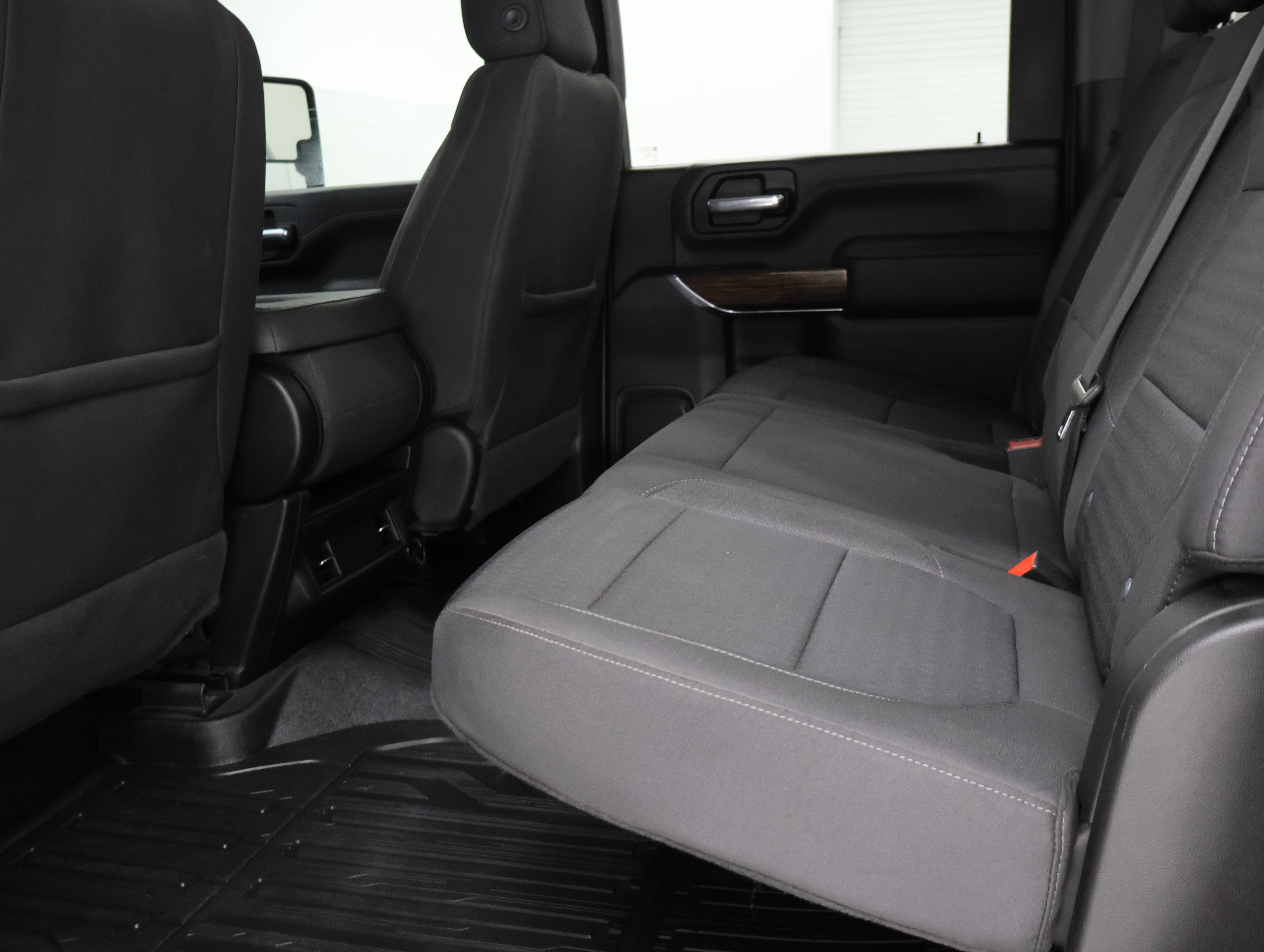 Used 2023 Pacific Blue Metallic GMC 4x4 Crew Cab SLE: CREW-SHORT-SLE-6.6L DIESEL-4WD-NEW TIRES-BACKUP CAM image 33