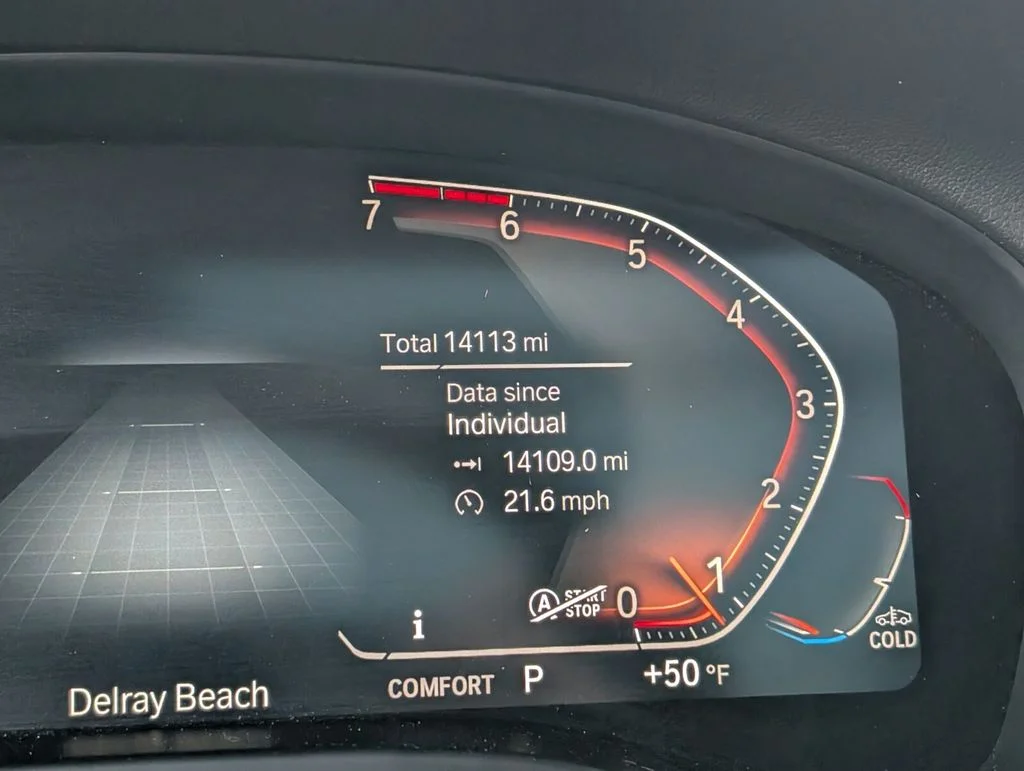 Used 2024 Gray BMW sDrive30i image 25
