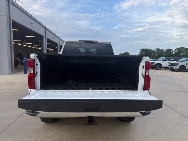 Used 2024 Summit White Chevrolet LT image 26