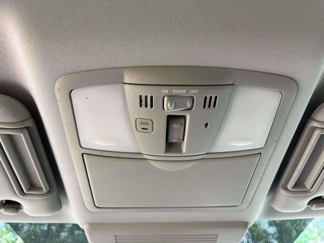 Used 2018 Beige INFINITI Base image 43