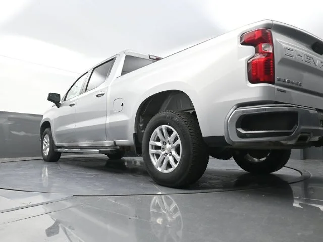Used 2020 Silver Chevrolet LT image 35