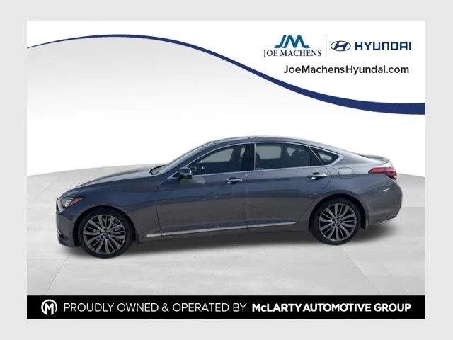 Used 2015 Gray Hyundai 5.0 image 1