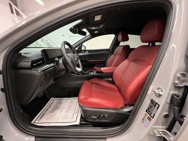 Used 2025 Gray Kia GT-Line image 19