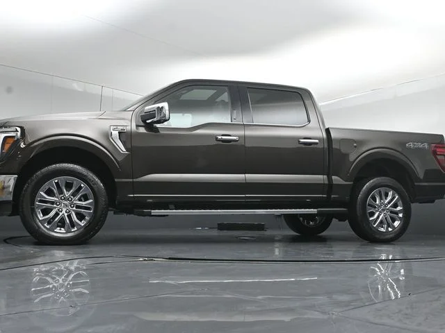 Used 2024 Brown Ford Lariat image 41
