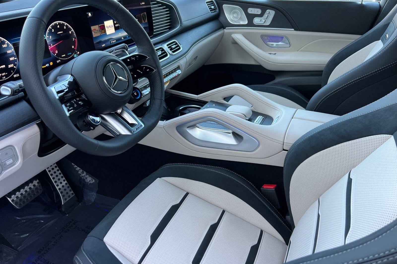 New 2026 Moonlight White Metallic Mercedes-Benz 63 S AMG® image 13