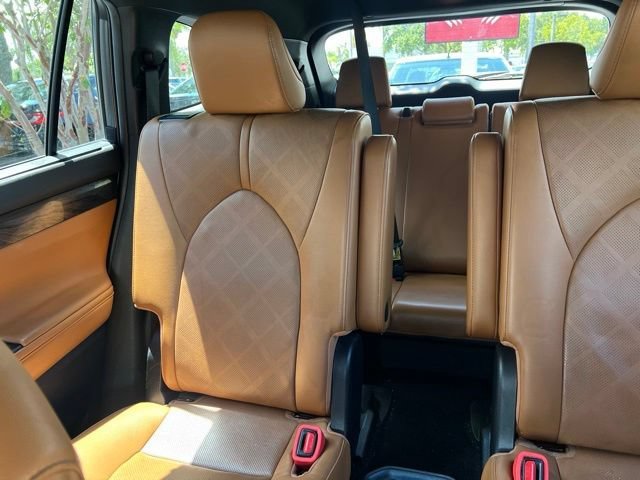Used 2023 Magnetic Gray Metallic Toyota Platinum image 3
