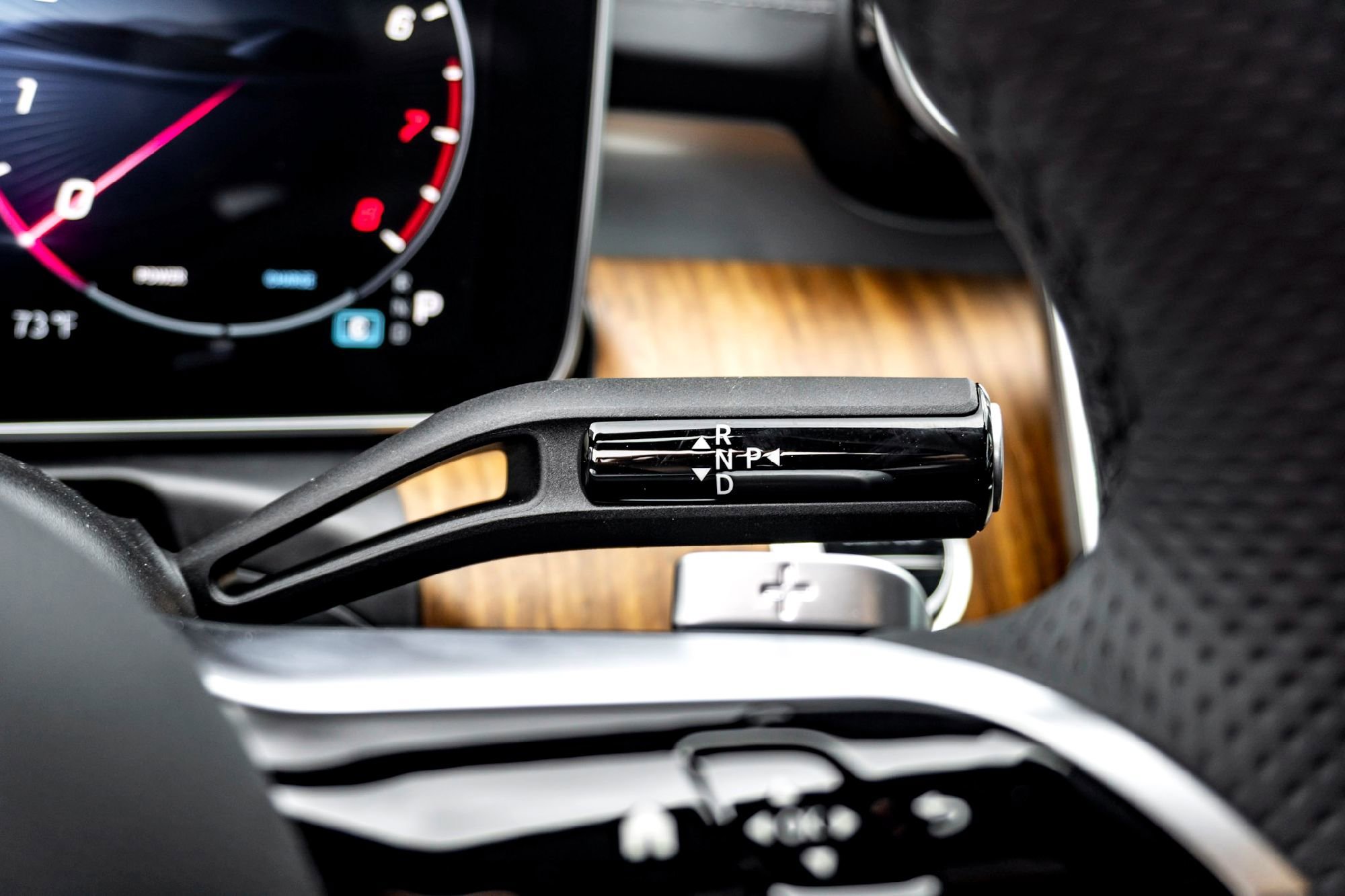 2025 Mercedes-Benz C-Class Sedan C 300 - Photo 21