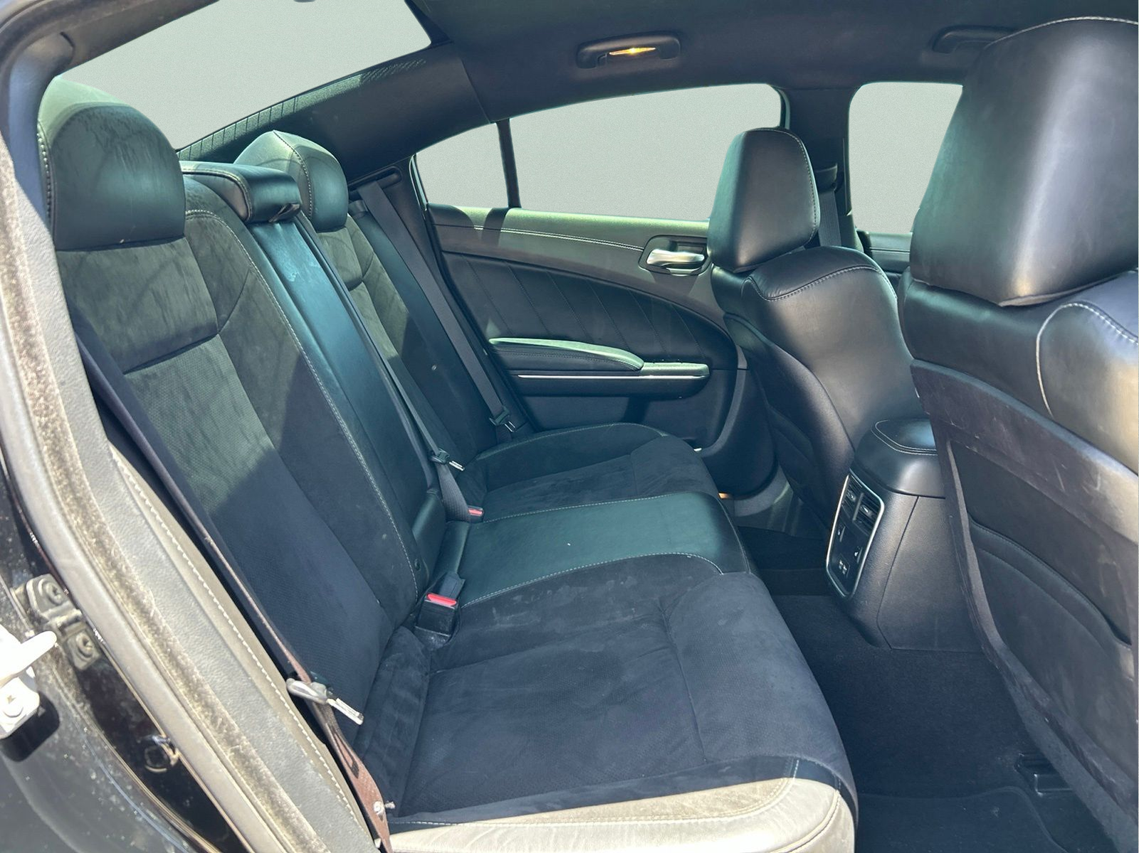 Used 2019 Black Dodge R/T Scat Pack image 11