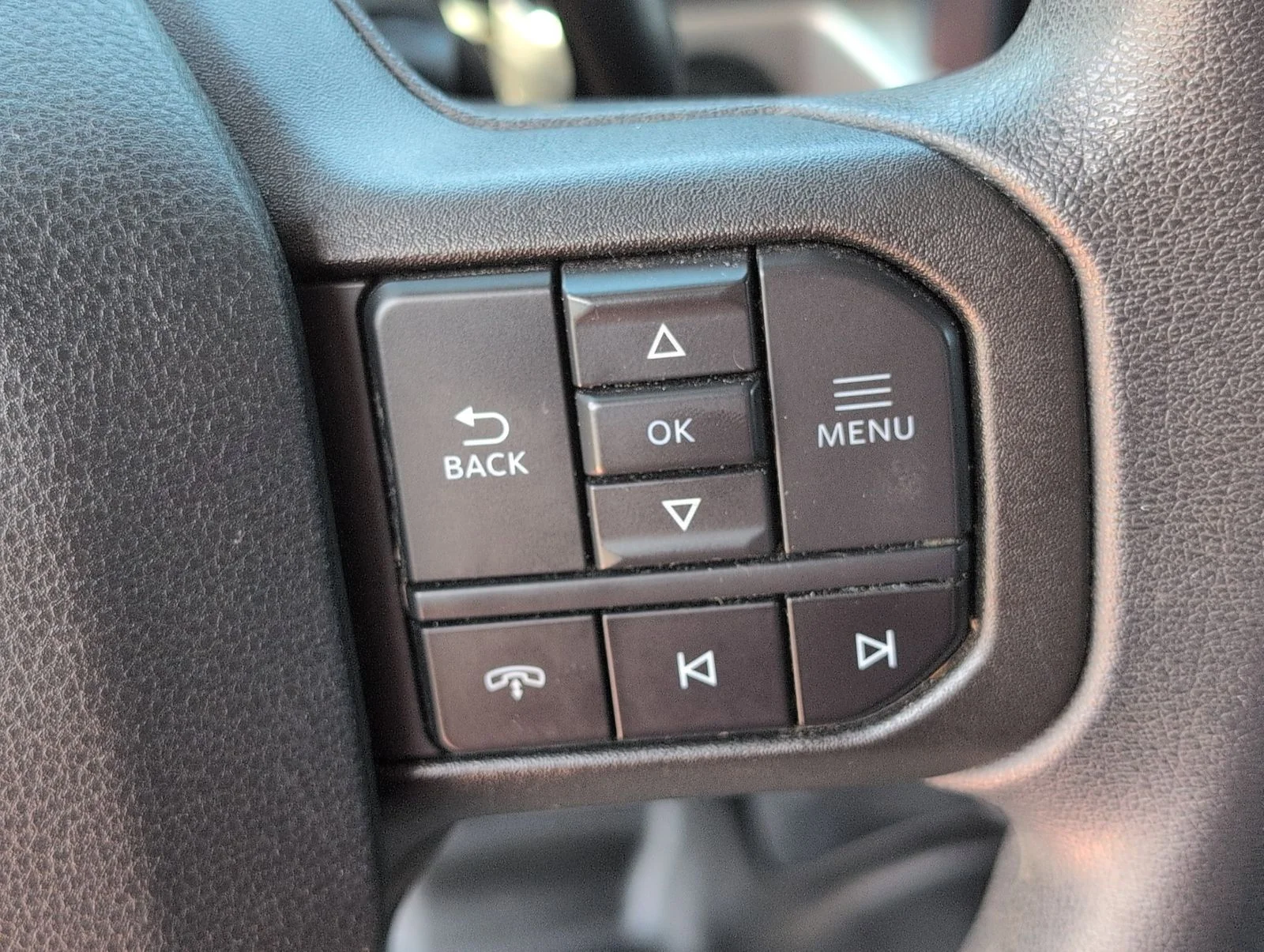 Used 2023 Gray Ford XLT image 25