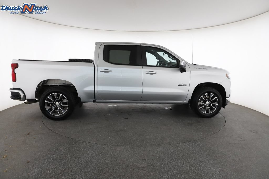 Used 2021 SILVER ICE METALLIC Chevrolet LT image 14