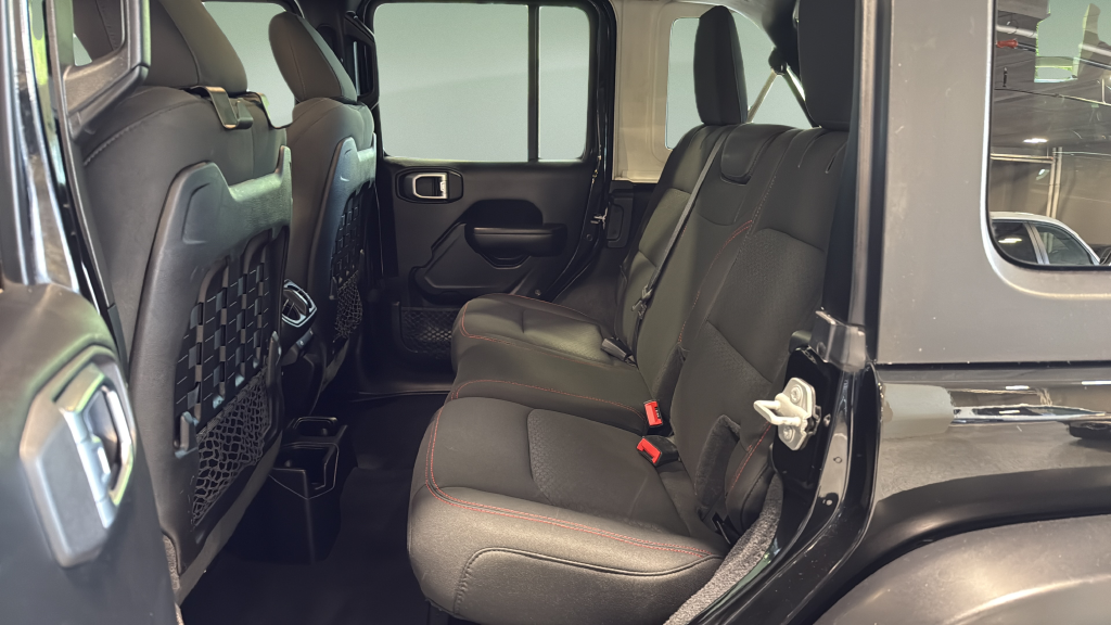 Used 2019 Black Jeep Unlimited Rubicon image 23