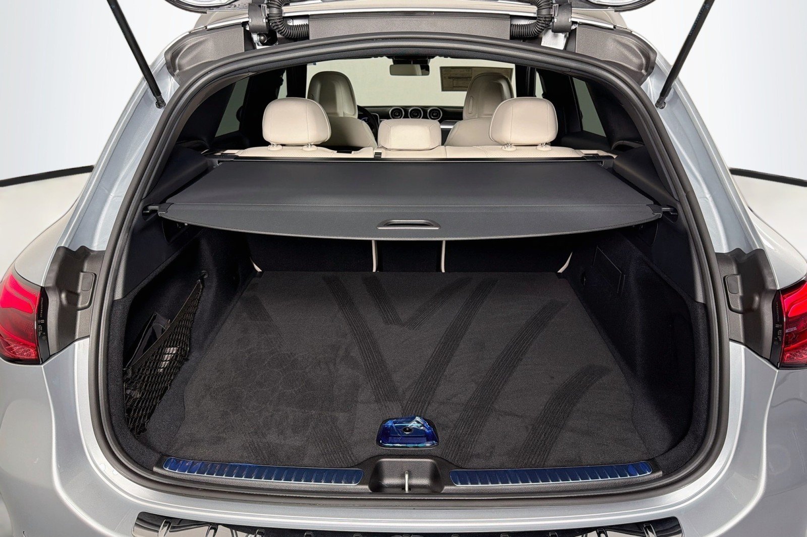 New 2026 Cirrus Silver Metallic Mercedes-Benz GLC 300 SUV image 22
