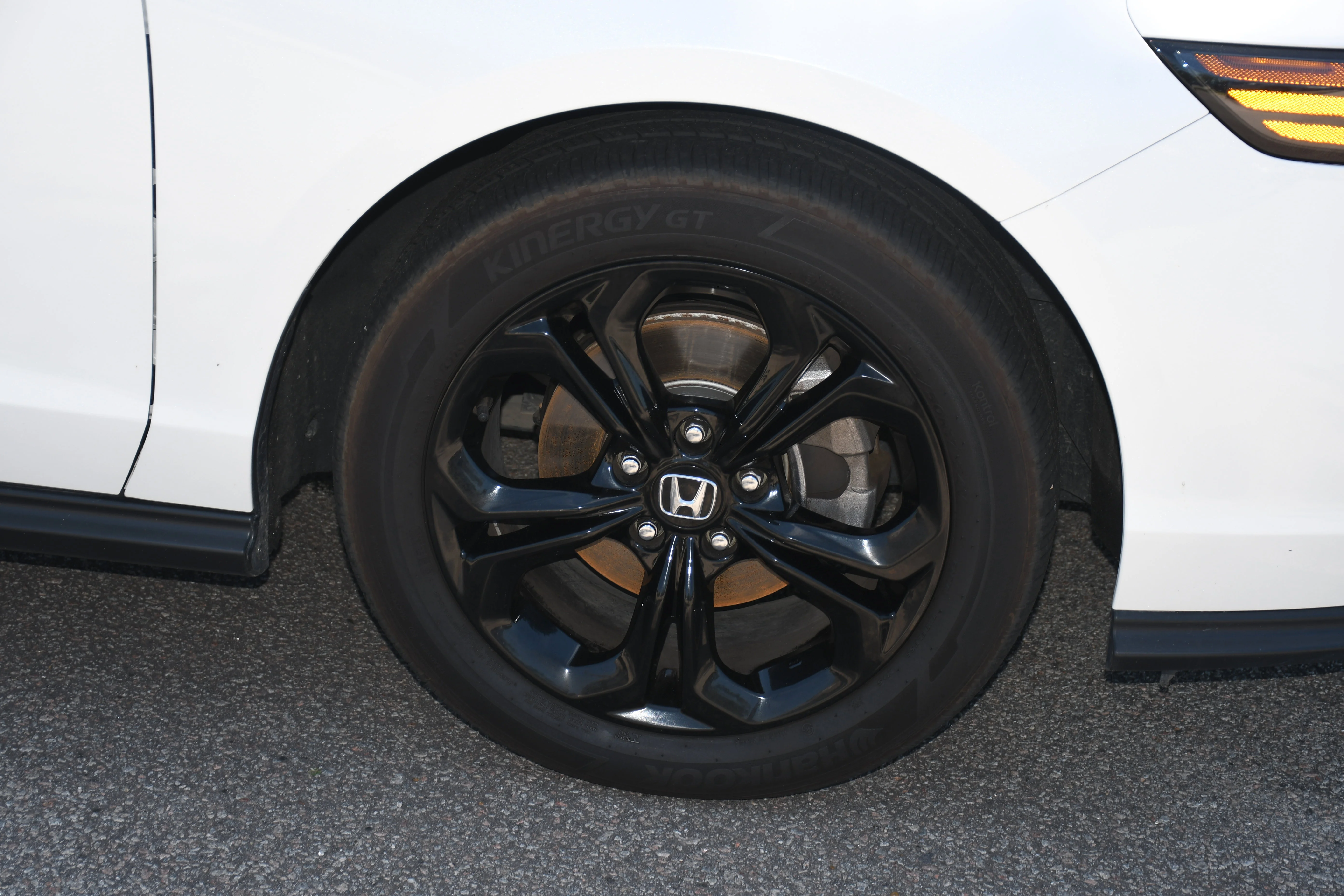 Used 2025  Honda SE image 22
