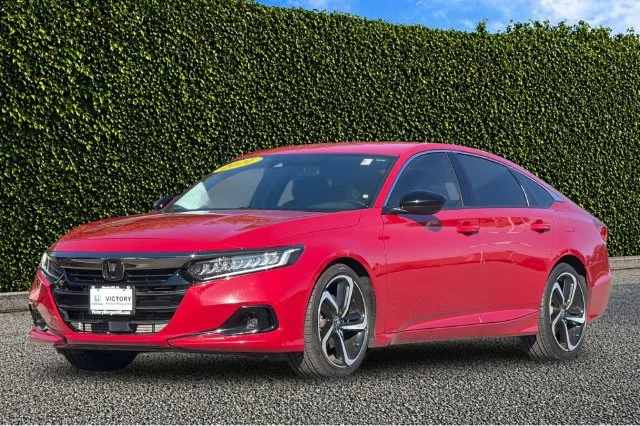 Used 2021  Honda Sport image 8