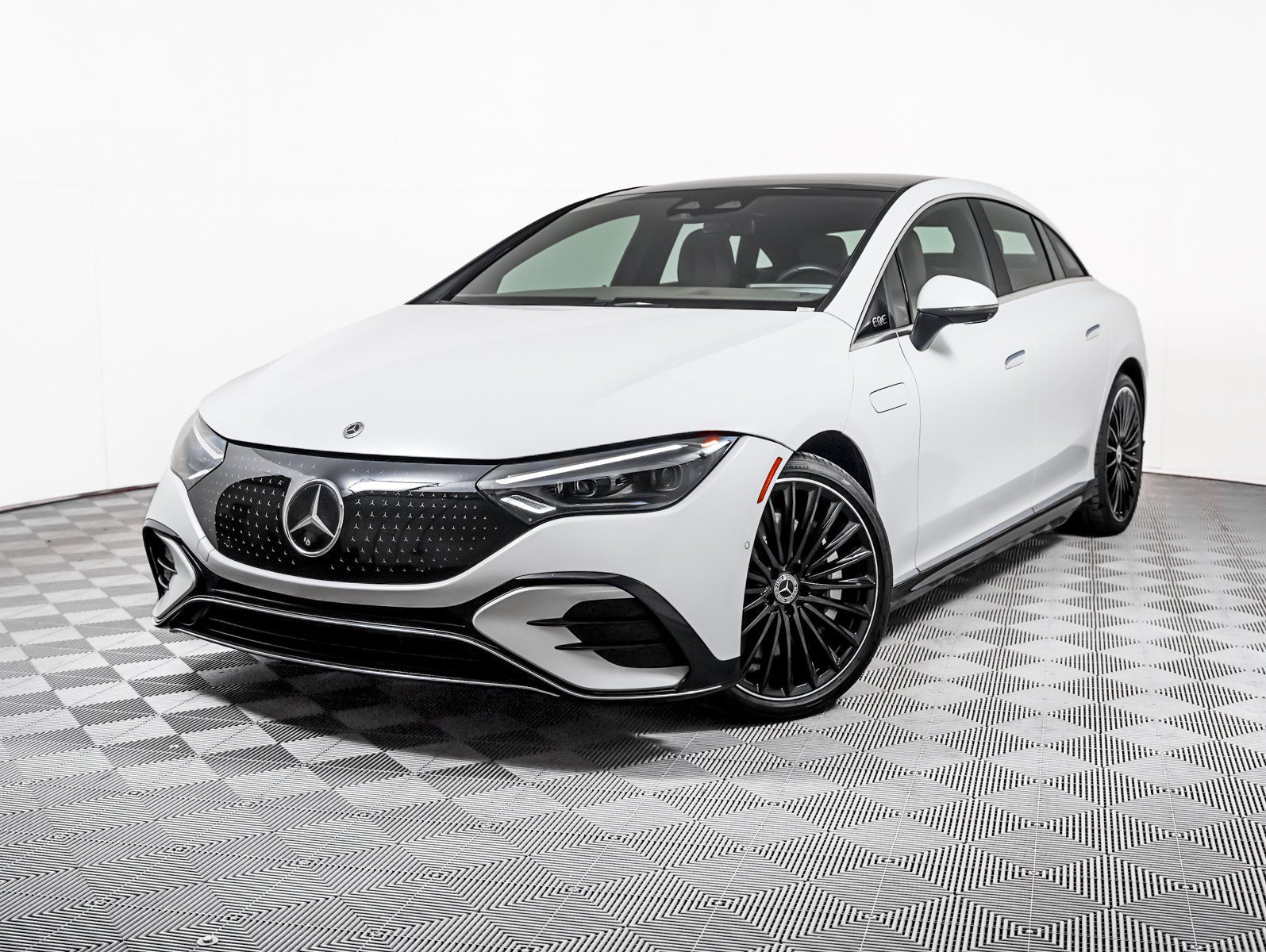 Certified Used 2023 Moonlight White Mercedes-Benz EQE 350 4MATIC®+ Sedan image 1