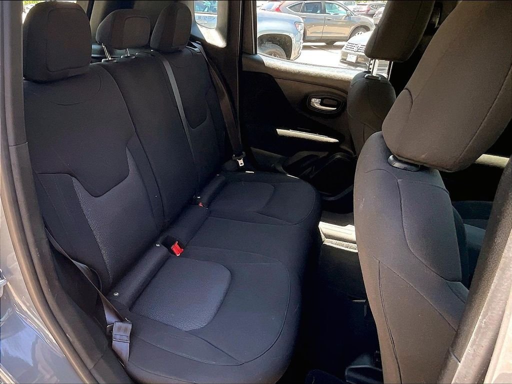 Used 2020 Gray Jeep Sport image 19