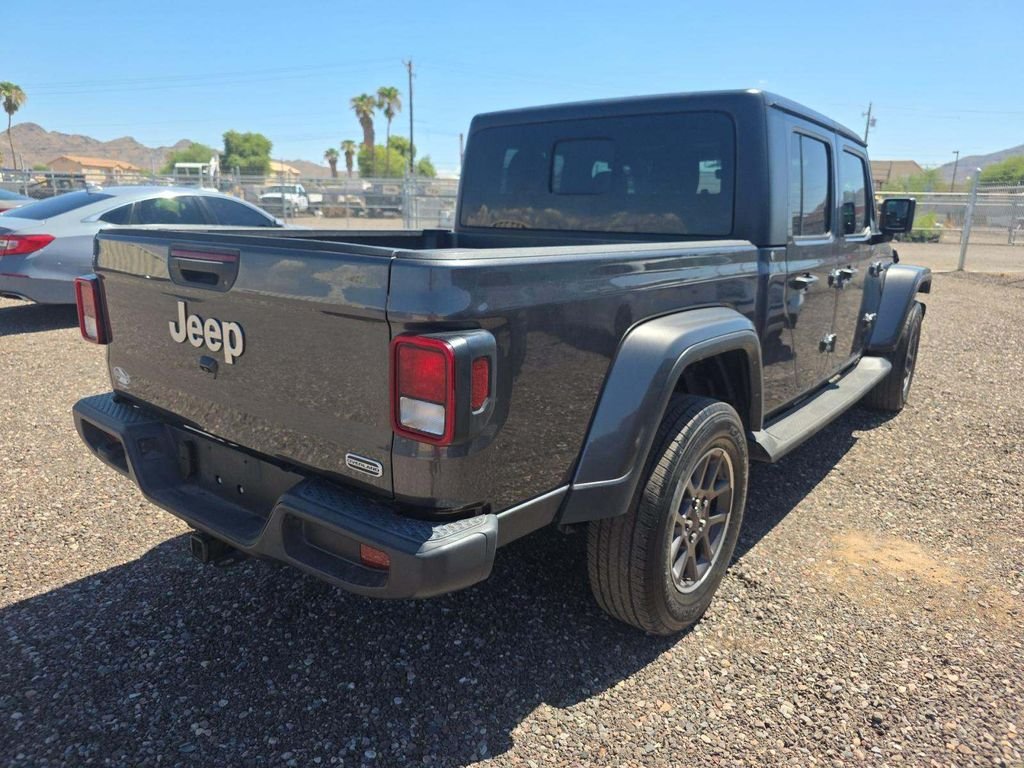 Used 2023 Gray Jeep Overland image 3