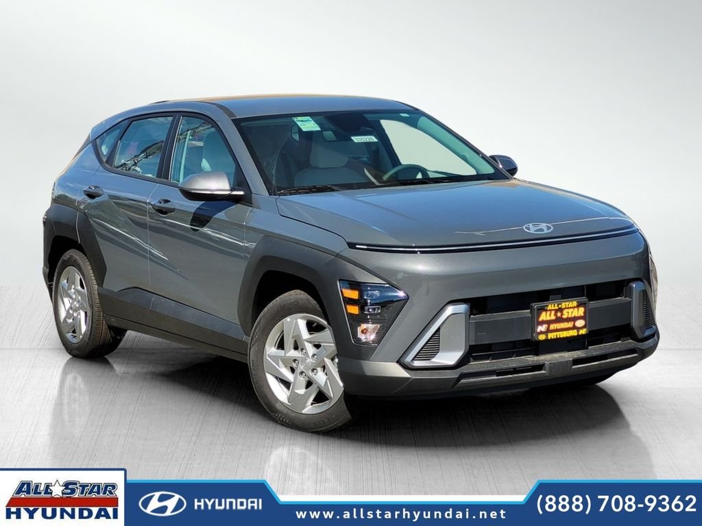 New 2026 Hyundai KONA SE
