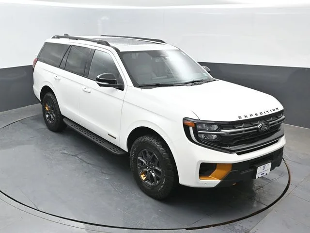 New 2026 Star White Metallic Tri-Coat Ford Tremor® image 21