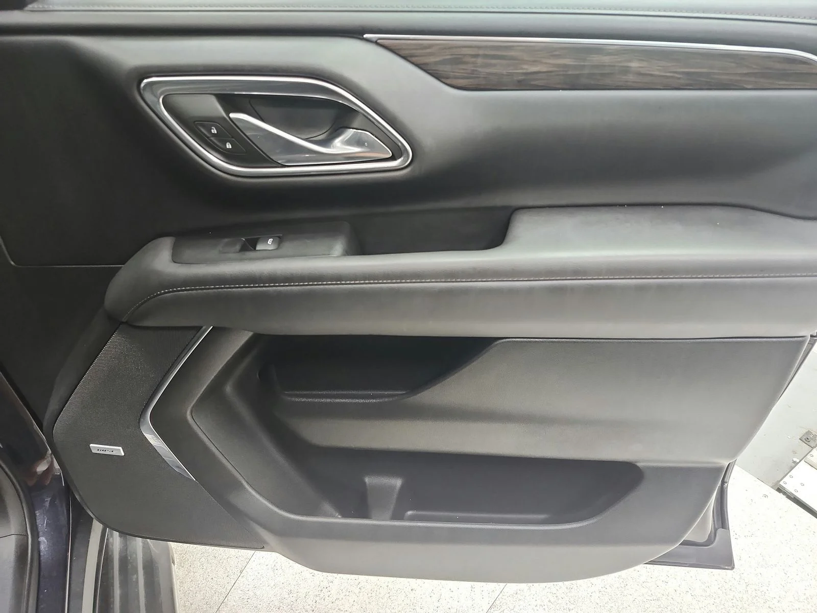 Used 2023 Gray Chevrolet LT image 44