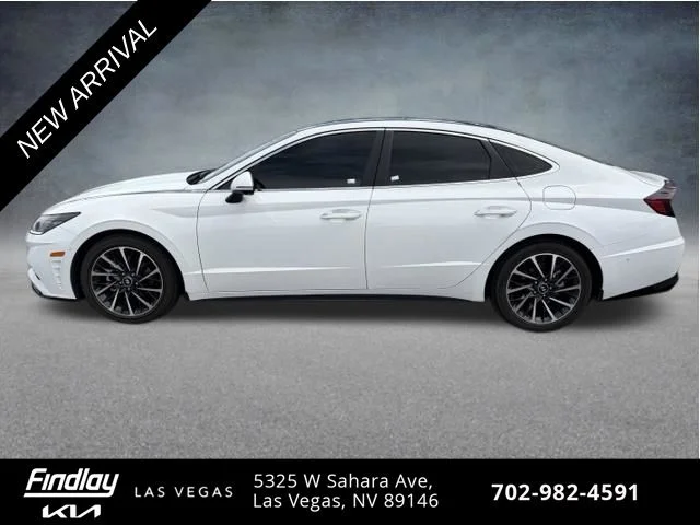 Used 2023 White Hyundai Limited image 7