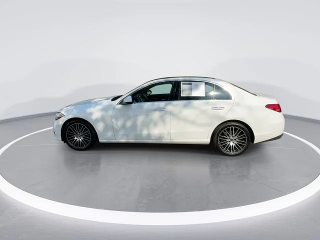 Used 2025  Mercedes-Benz C 300 image 5