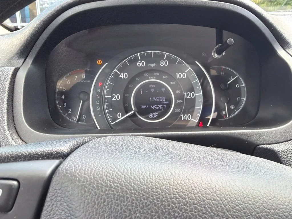 Used 2015  Honda EX image 12
