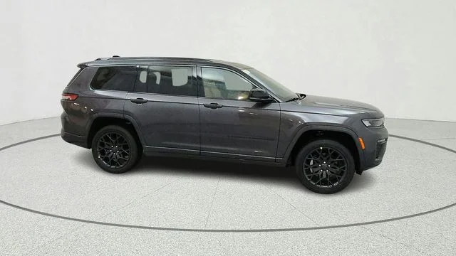 New 2026 Baltic Gray Metallic Clear-Coat Exterior Paint Jeep Summit image 11