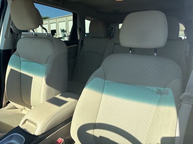 Used 2015 White Dodge SE image 11