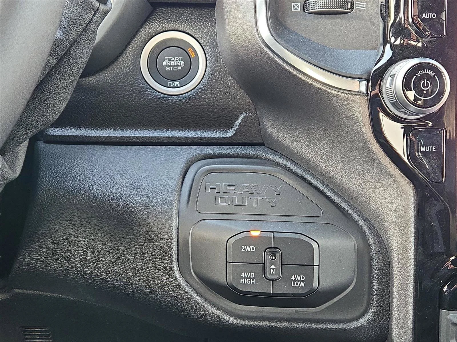2026 RAM 2500 Laramie - Photo 26